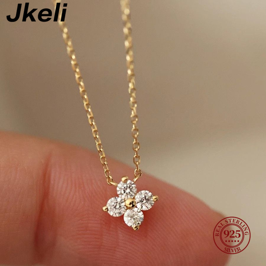 สร้อยคอจี้ใบโคลเวอร์สี่แฉกขนาด - Pearl Trim Chain บทวิจารณ์และราคา