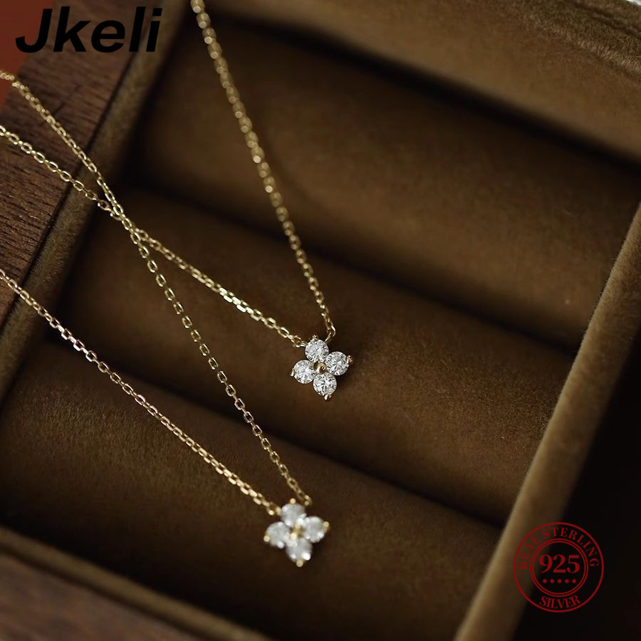 สร้อยคอจี้ใบโคลเวอร์สี่แฉกขนาด - Pearl Trim Chain บทวิจารณ์และราคา